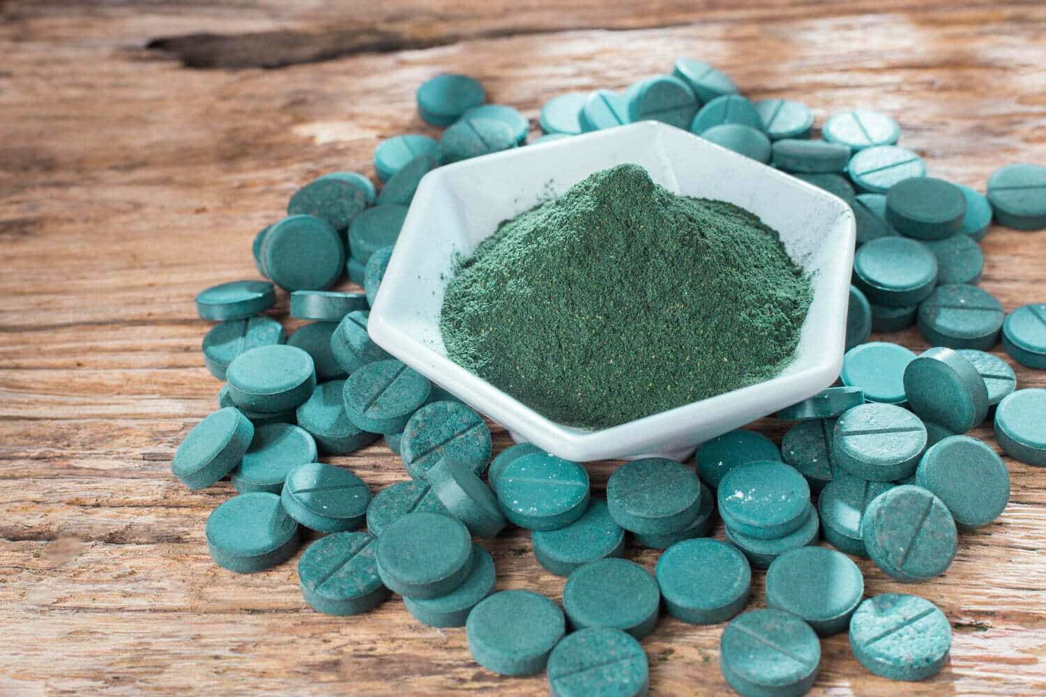 Alga espirulina beneficios, usos y contraindicaciones Aurana