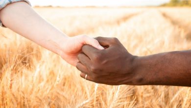 Amistad: 6 señales de que tal vez debas alejarte de un amigo.
