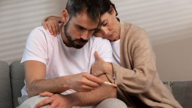 pareja que sufre de infertilidad