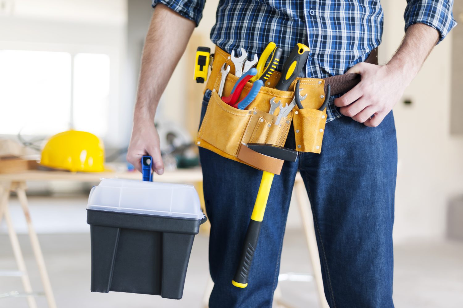 parte del trabajador de la construcción masculino esposo